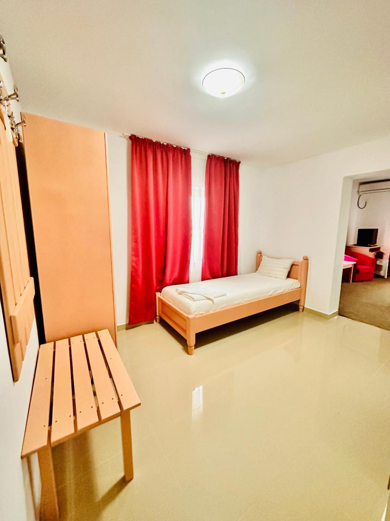 Pensiunea Fabian Otel Jurilovca Dış mekan fotoğraf